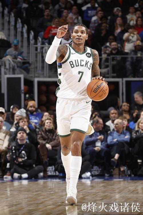 鲍威尔,小凯文波特,个个疯狂爆发崛起,管理层和泰伦卢难辞其咎 鲍威尔,小凯文波特,个个疯狂爆发崛起,管理层和泰伦卢难辞其咎