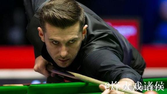 对飙！诺威尔连续中投+抛投取分，琼斯也不遑多让暴扣得手